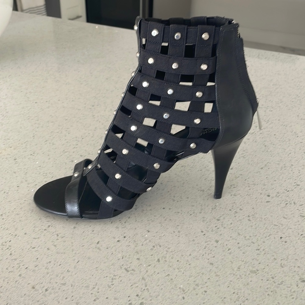 MK heels